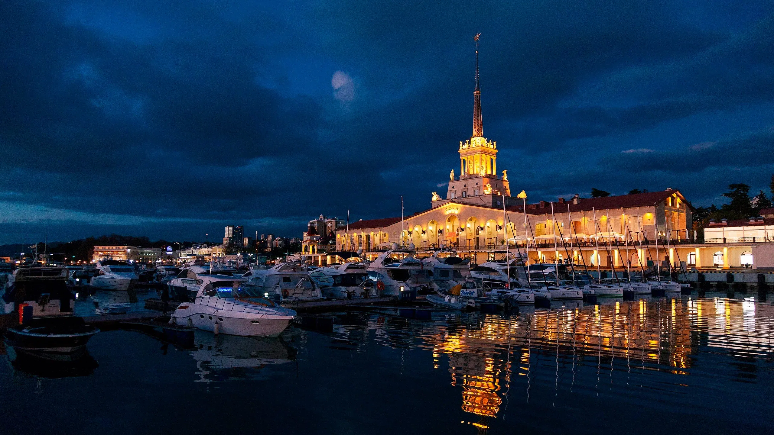 Когда открыт водоем и как им пользоваться